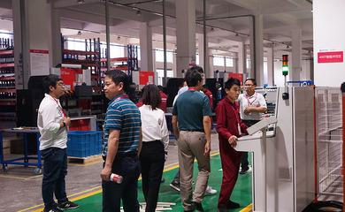 阿里巴巴集團(tuán)廚房大家電負(fù)責(zé)人子謖一行到訪佳歌集團(tuán)，共探智慧工廠與家電產(chǎn)業(yè)數(shù)字化新未來(lái)