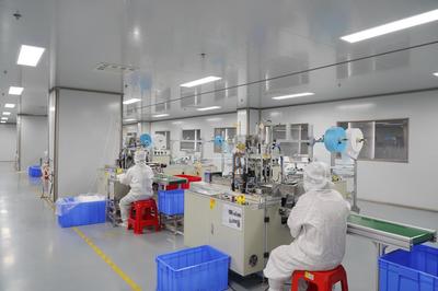 新華全媒+丨廣西北海有序恢復生產生活秩序見聞:防反彈、保供應、促生產