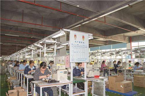 工業(yè)園區(qū)后發(fā)趕超的 江永現(xiàn)象 江永工業(yè)集中區(qū)發(fā)展紀(jì)實(shí)